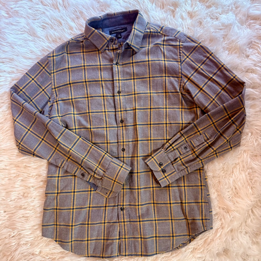 Banana Republic Men's Plaid Shirt in Gray and Yellow
